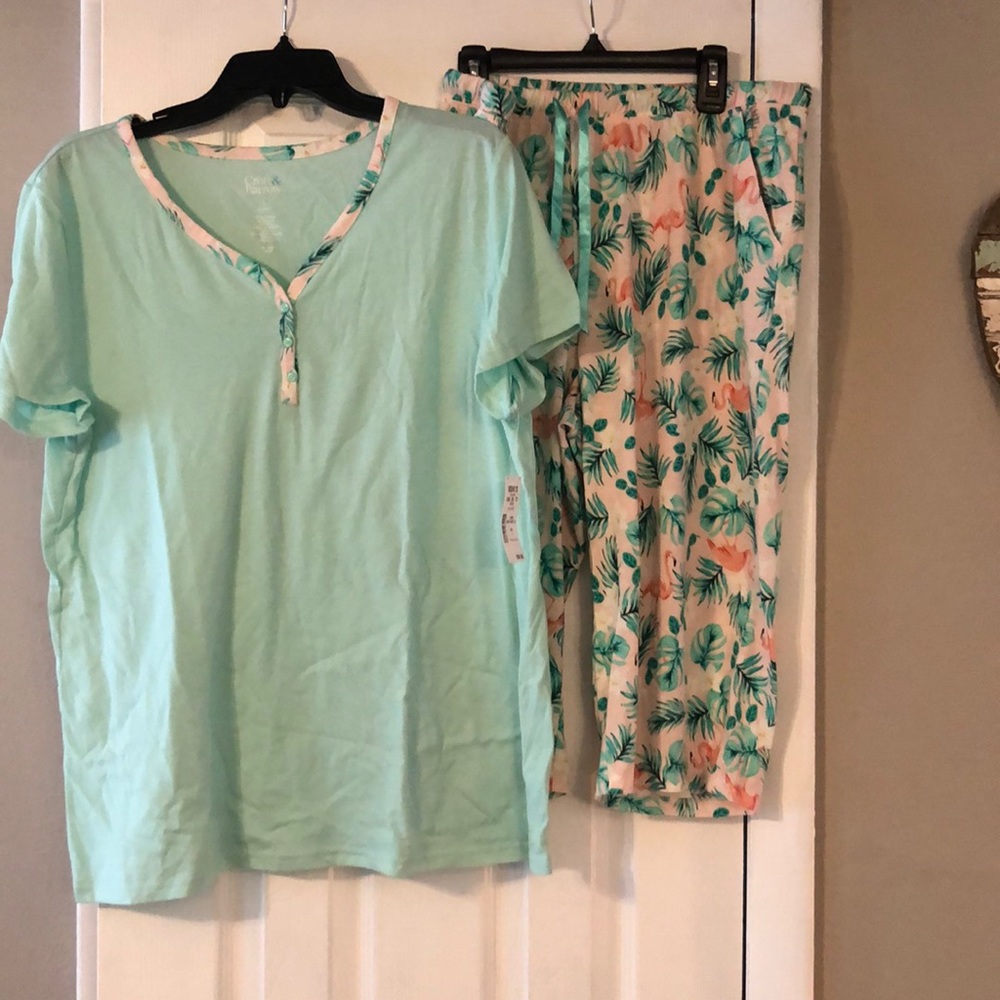 Croft & Barrow flamingo pajamas NWT size large